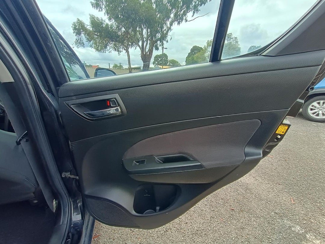 2011 Suzuki Swift Glx, Automatic, 198836 km, Photo 21