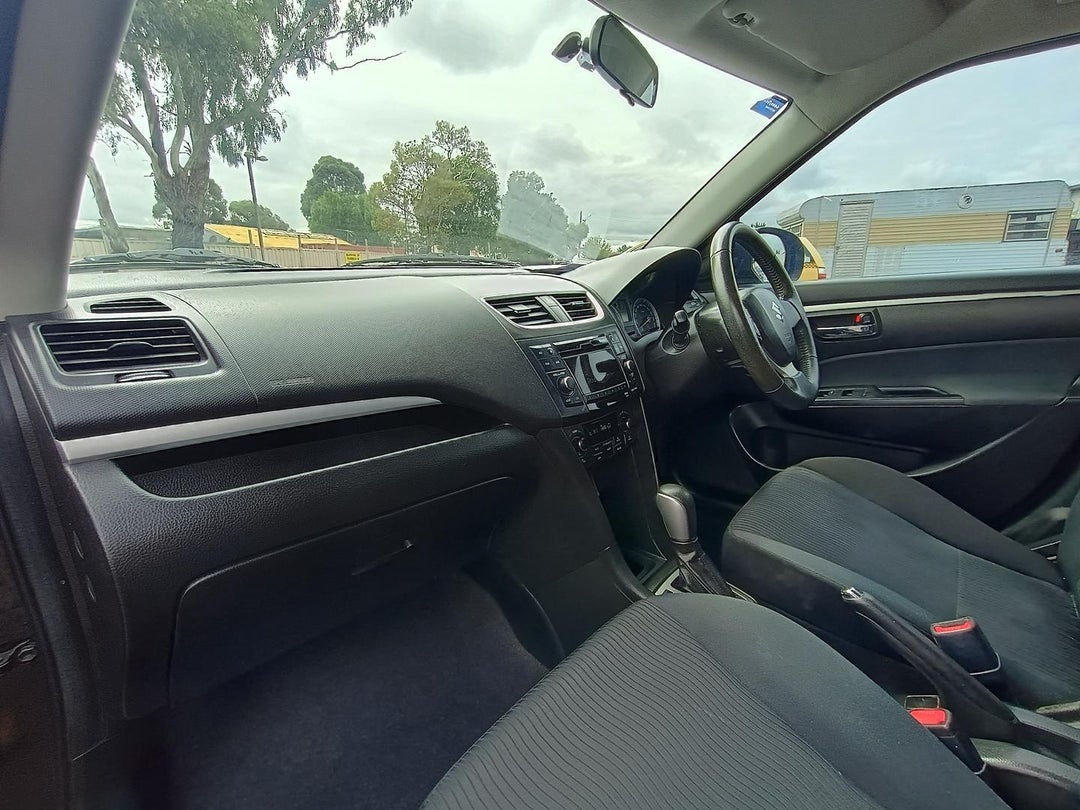 2011 Suzuki Swift Glx, Automatic, 198836 km, Photo 16