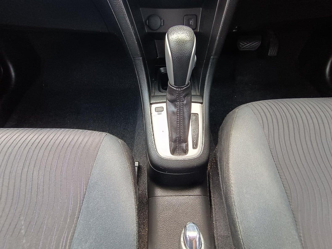 2011 Suzuki Swift Glx, Automatic, 198836 km, Photo 13