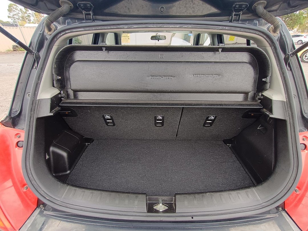 2011 Suzuki Swift Glx, Automatic, 198836 km, Photo 26