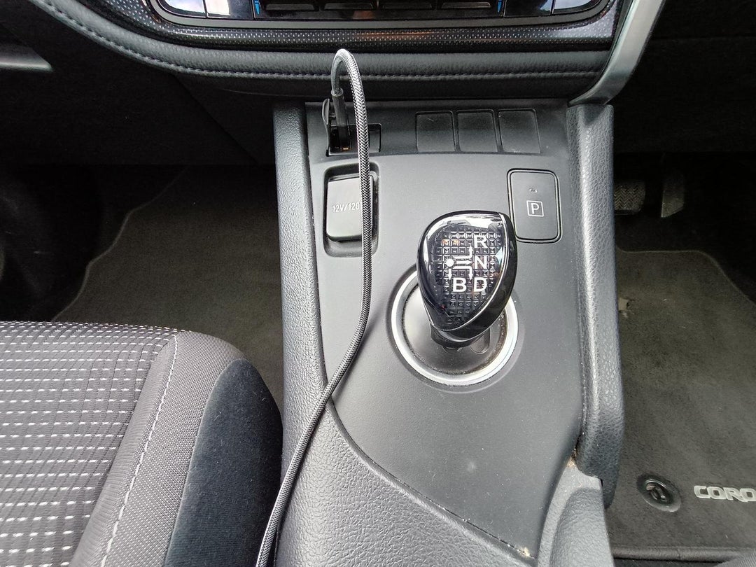 2016 Toyota Corolla Hybrid, Manual, 49987 km, Photo 12