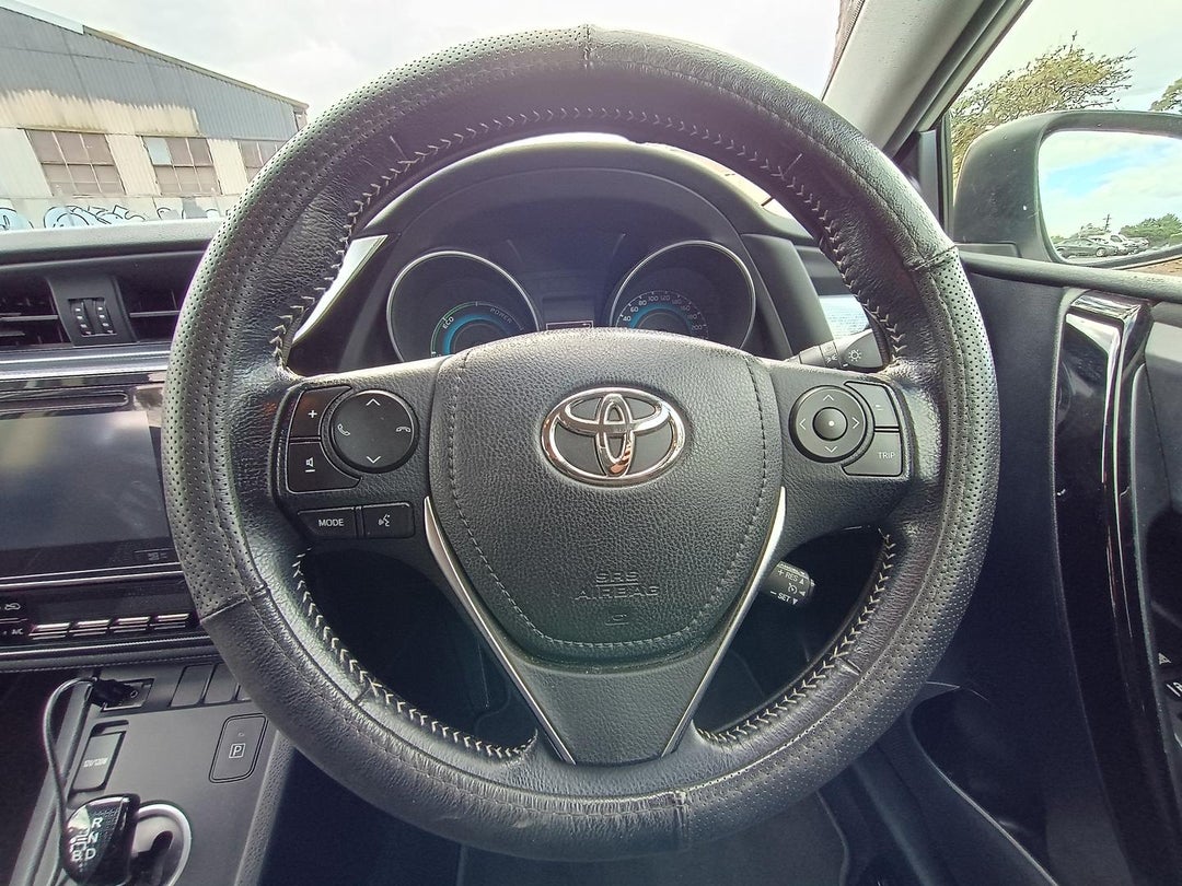 2016 Toyota Corolla Hybrid, Manual, 49987 km, Photo 11