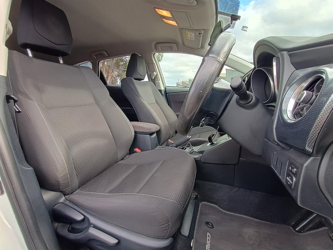 2016 Toyota Corolla Hybrid, Manual, 49987 km, Photo 14