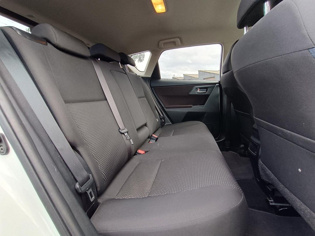 2016 Toyota Corolla Hybrid, Manual, 49987 km, Photo 19