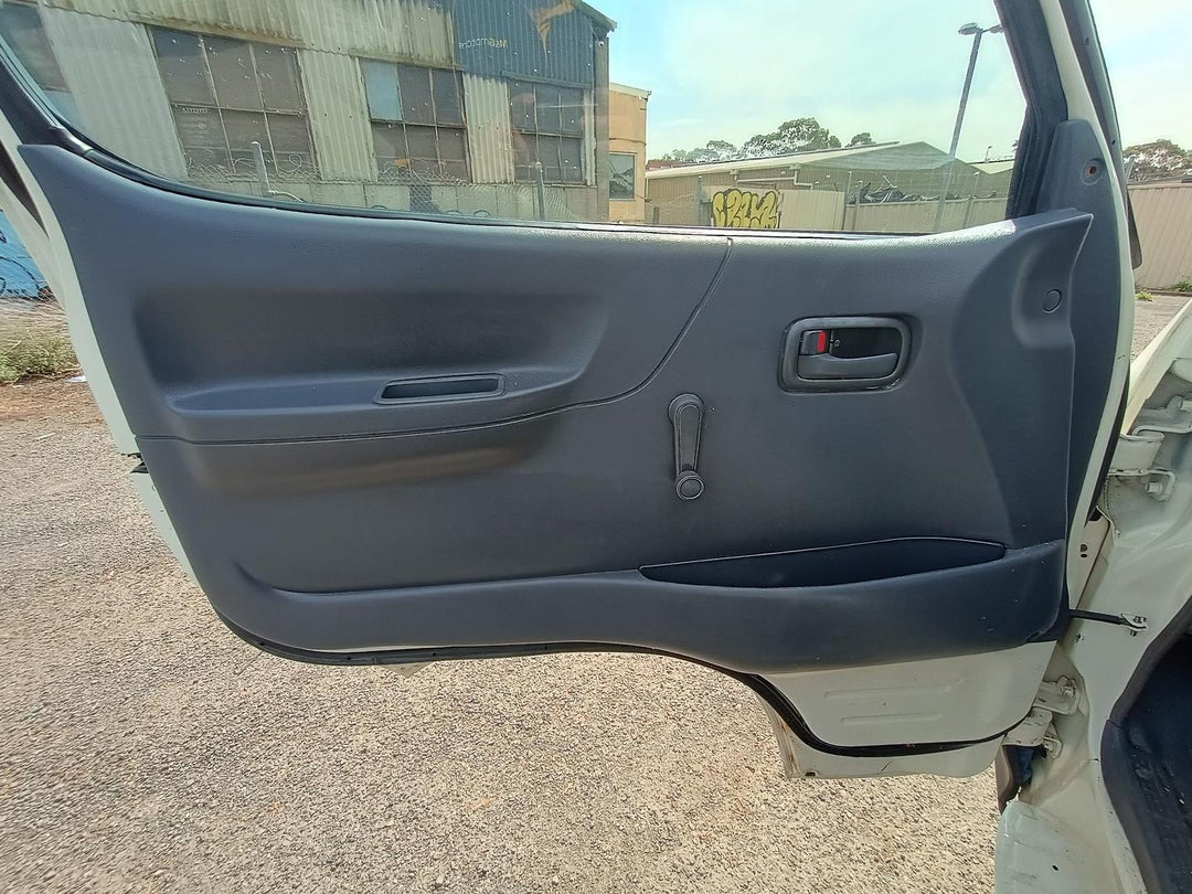 2000 Toyota Hiace Commuter, Manual, 225822 km, Photo 21