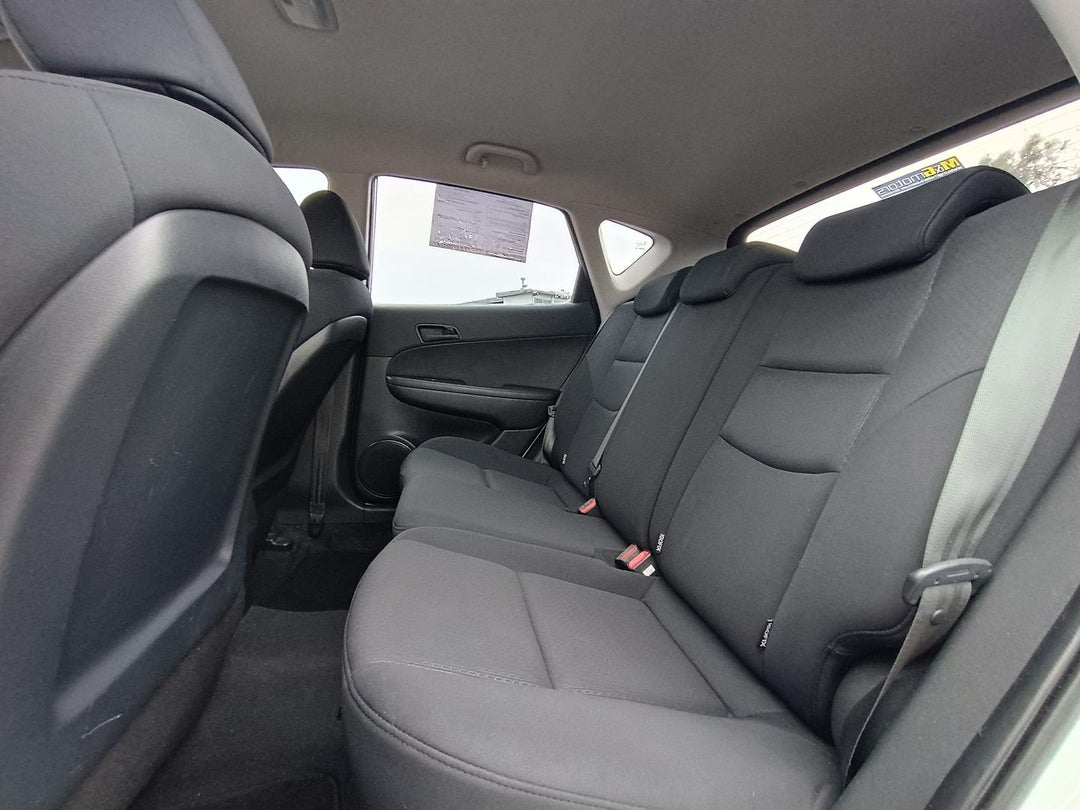 2016 Hyundai Accent Active, Automatic, 181856 km, 