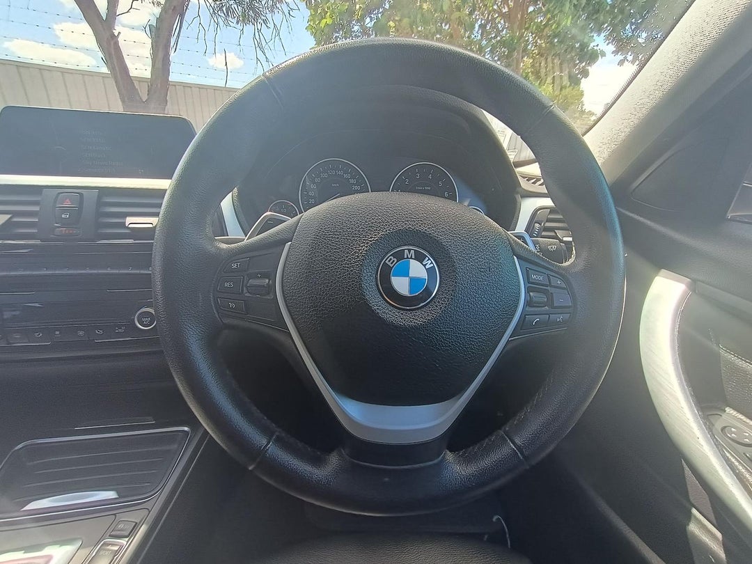 2013 BMW 3 Series Sport Line, Automatic, 181886 km, Photo 16