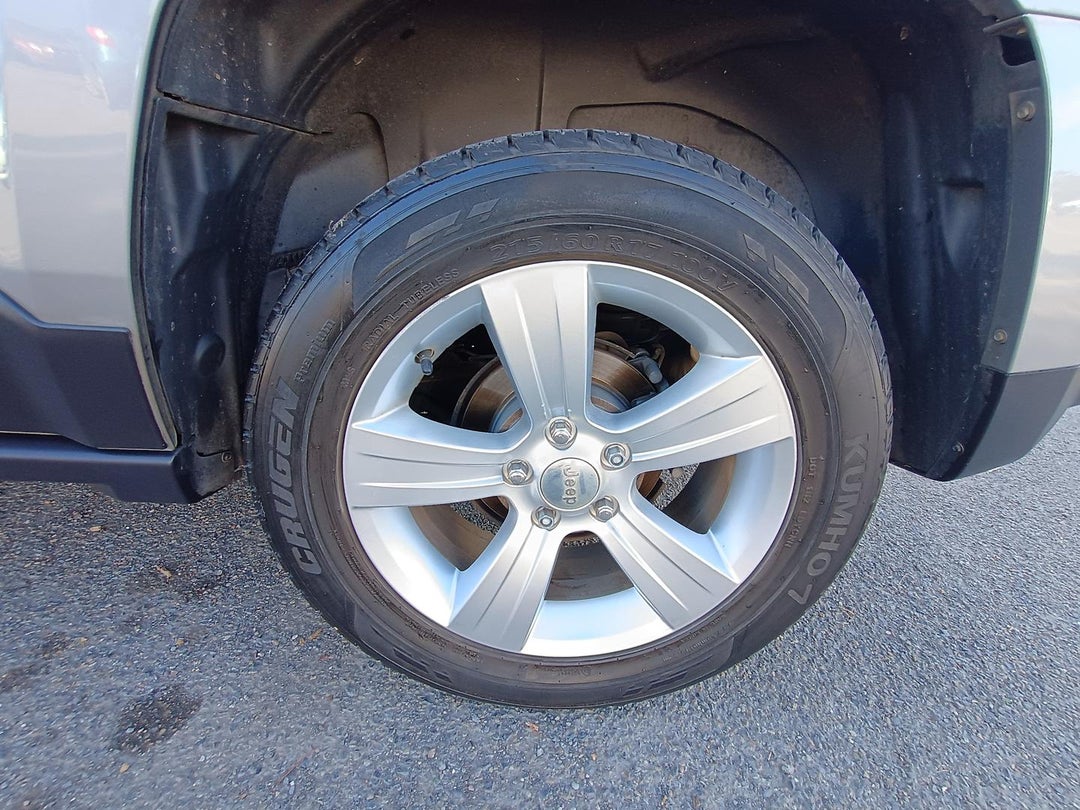 2014 Jeep Patriot Blackhawk, Manual, 109987 km, Photo 9