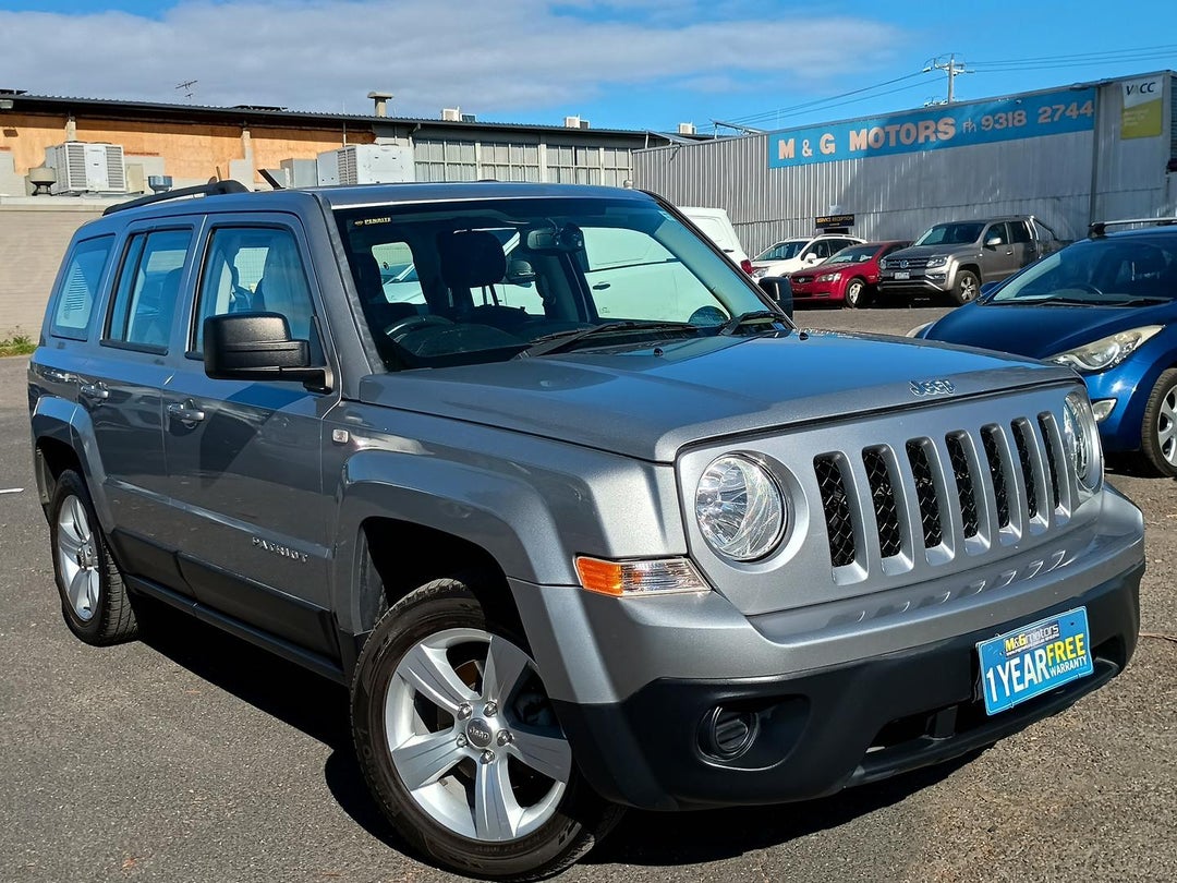 2014 Jeep Patriot Blackhawk, Manual, 109987 km, Photo 1