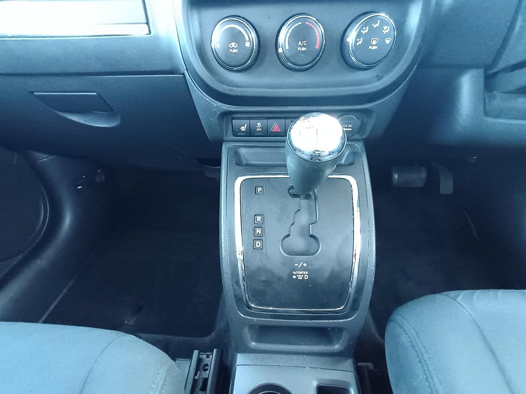 2014 Jeep Patriot Blackhawk, Manual, 109987 km, Photo 13