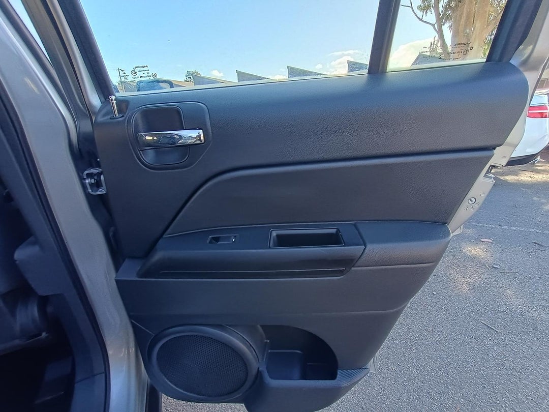 2014 Jeep Patriot Blackhawk, Manual, 109987 km, Photo 21