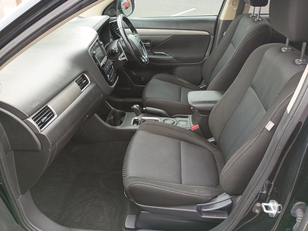 2016 Mitsubishi Outlander Xls, Manual, 193649 km, Photo 18