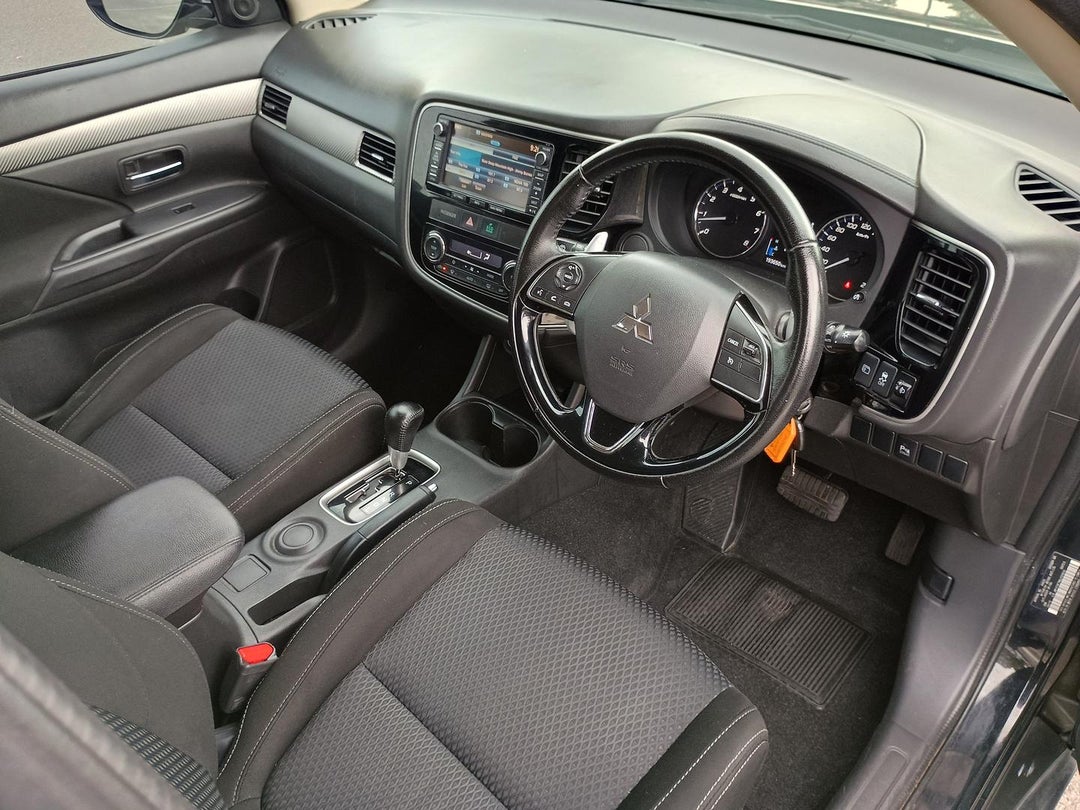 2016 Mitsubishi Outlander Xls, Manual, 193649 km, Photo 12