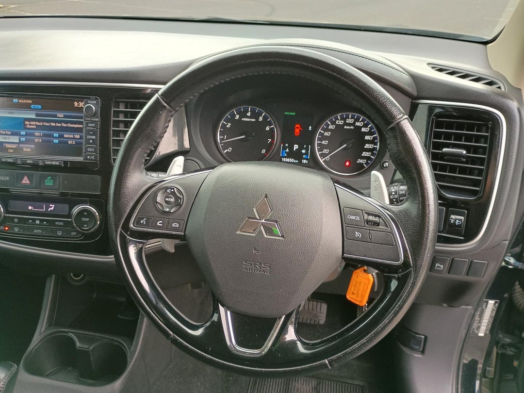 2016 Mitsubishi Outlander Xls, Manual, 193649 km, Photo 14