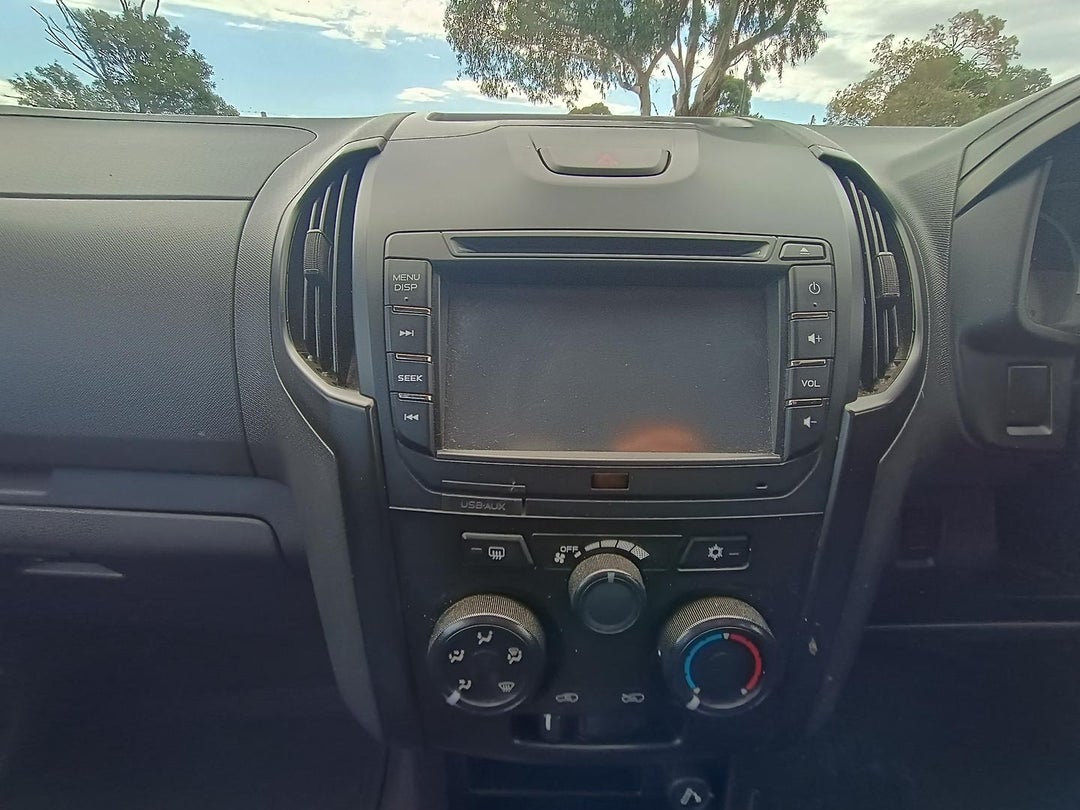 2017 Isuzu D-MAX Sx, Manual, 304524 km, Photo 13