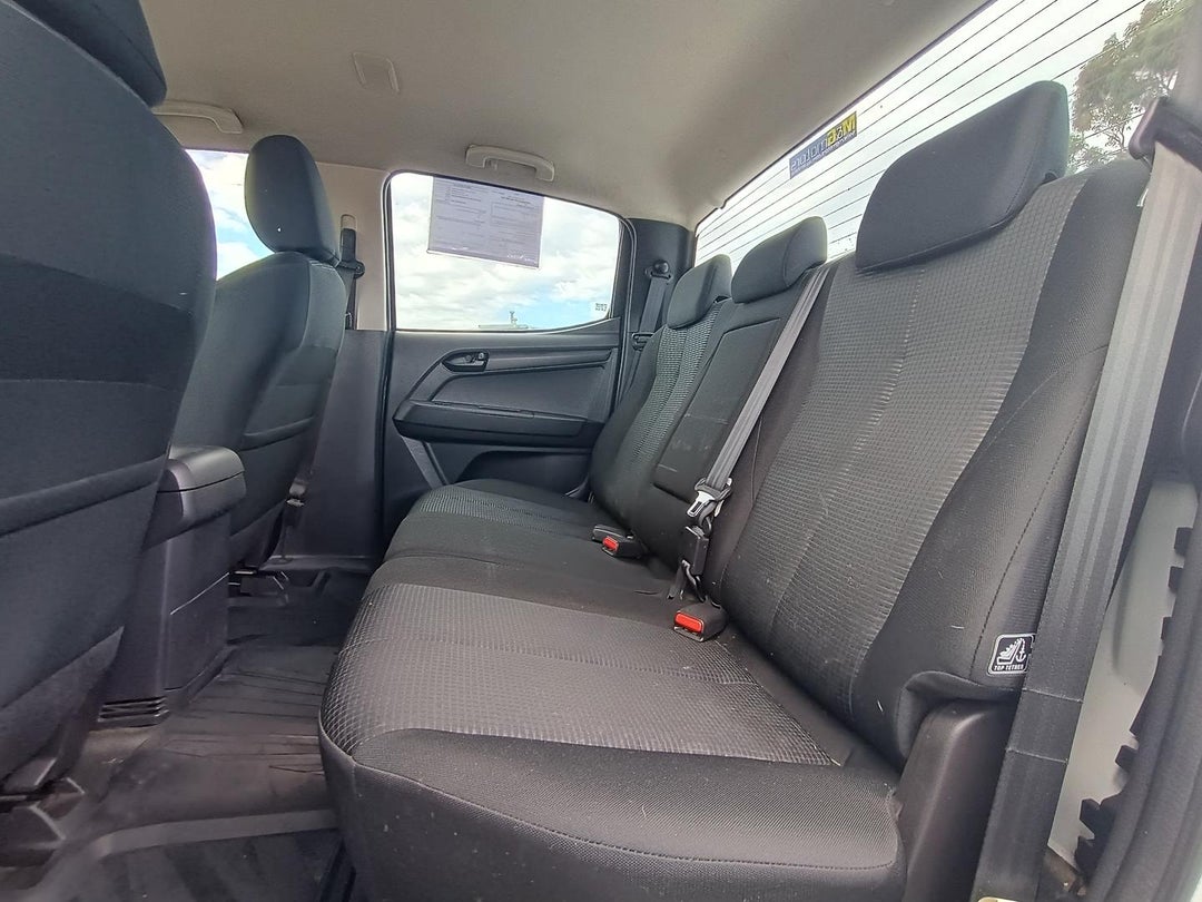 2017 Isuzu D-MAX Sx, Manual, 304524 km, Photo 18