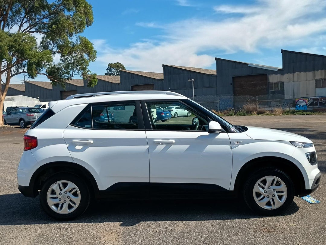 2022 Hyundai Venue Active, Automatic, 91068 km, Photo 8