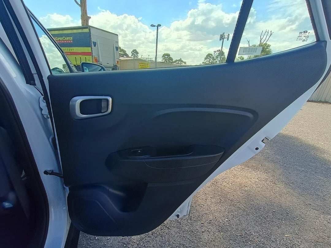 2022 Hyundai Venue Active, Automatic, 91068 km, Photo 21