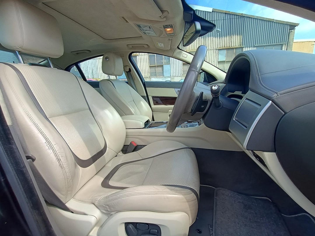 2013 Jaguar XF 3.0d S Portfolio, Automatic, 163120 km, Photo 13