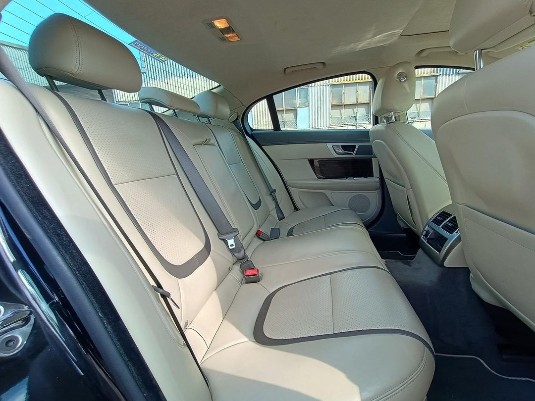 2013 Jaguar XF 3.0d S Portfolio, Automatic, 163120 km, Photo 19