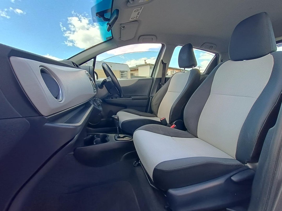 2013 Toyota Yaris Yrs, Automatic, 239352 km, Photo 17