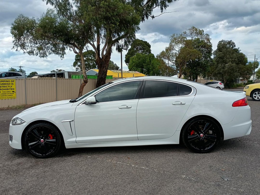 2014 Jaguar XF Luxury, Automatic, 185307 km, Photo 4