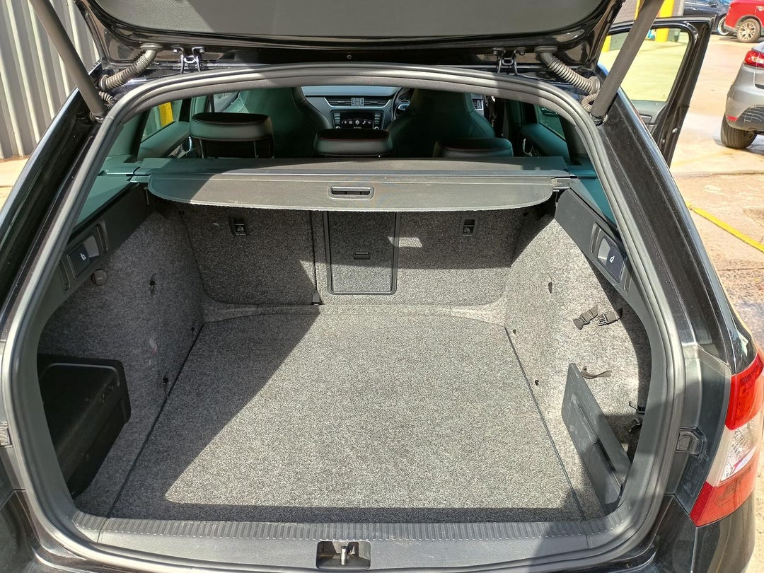 2016 SKODA Octavia Rs 162tsi, Automatic, 217256 km, Photo 25