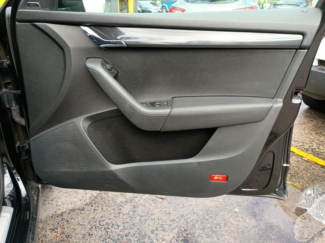 2016 SKODA Octavia Rs 162tsi, Automatic, 217256 km, Photo 21