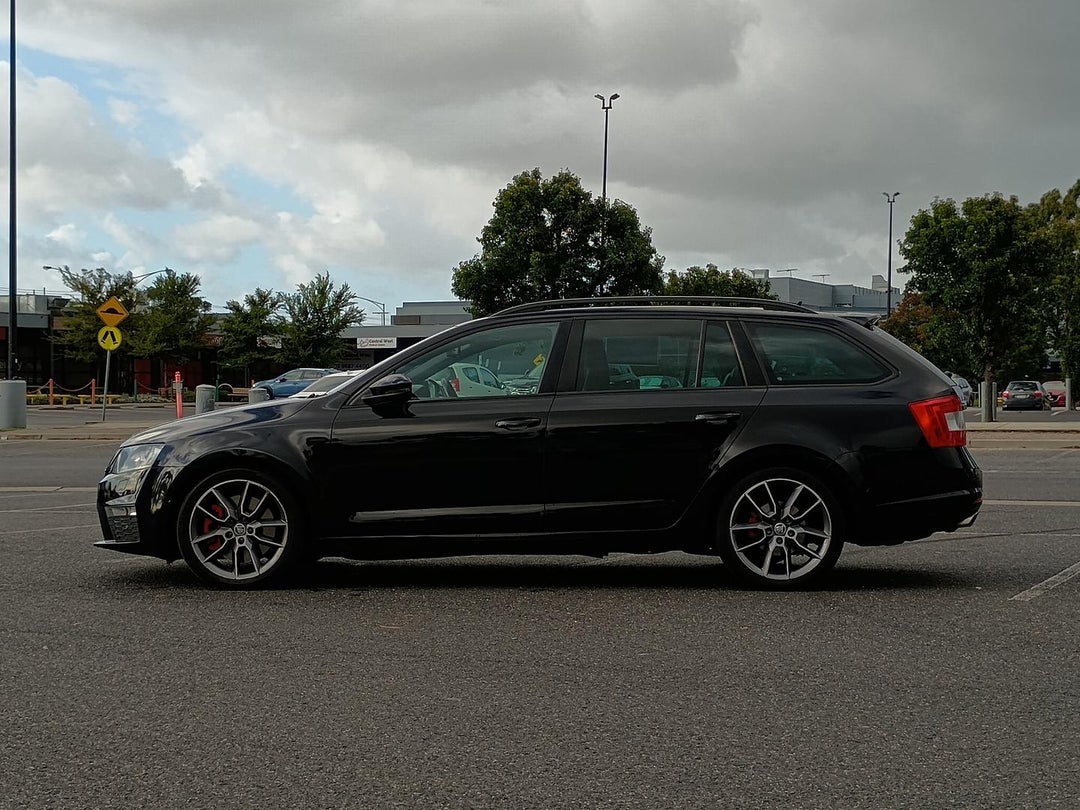 2016 SKODA Octavia Rs 162tsi, Automatic, 217256 km, Photo 4