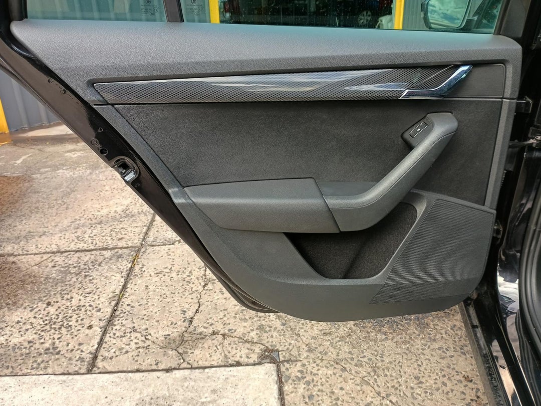 2016 SKODA Octavia Rs 162tsi, Automatic, 217256 km, Photo 23