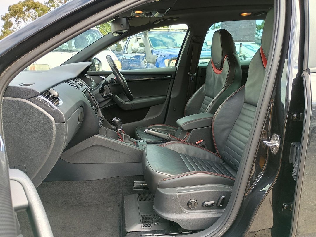 2016 SKODA Octavia Rs 162tsi, Automatic, 217256 km, Photo 16