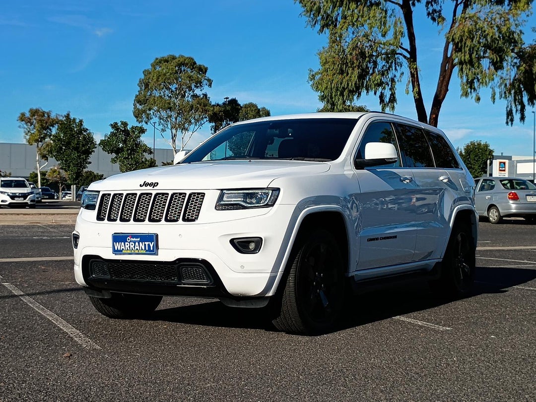 2015 Jeep Grand Cherokee Laredo, Automatic, 186036 km, Photo 3