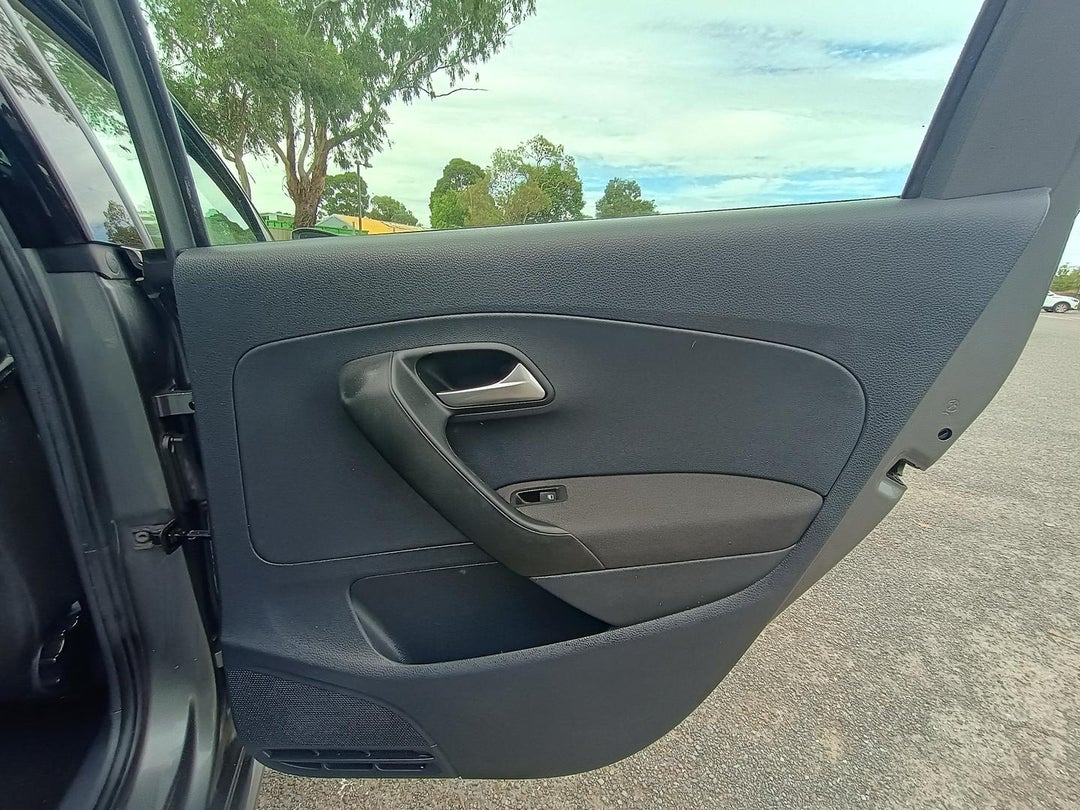 2014 Volkswagen Polo 66tsi Trendline, Automatic, 149987 km, Photo 21