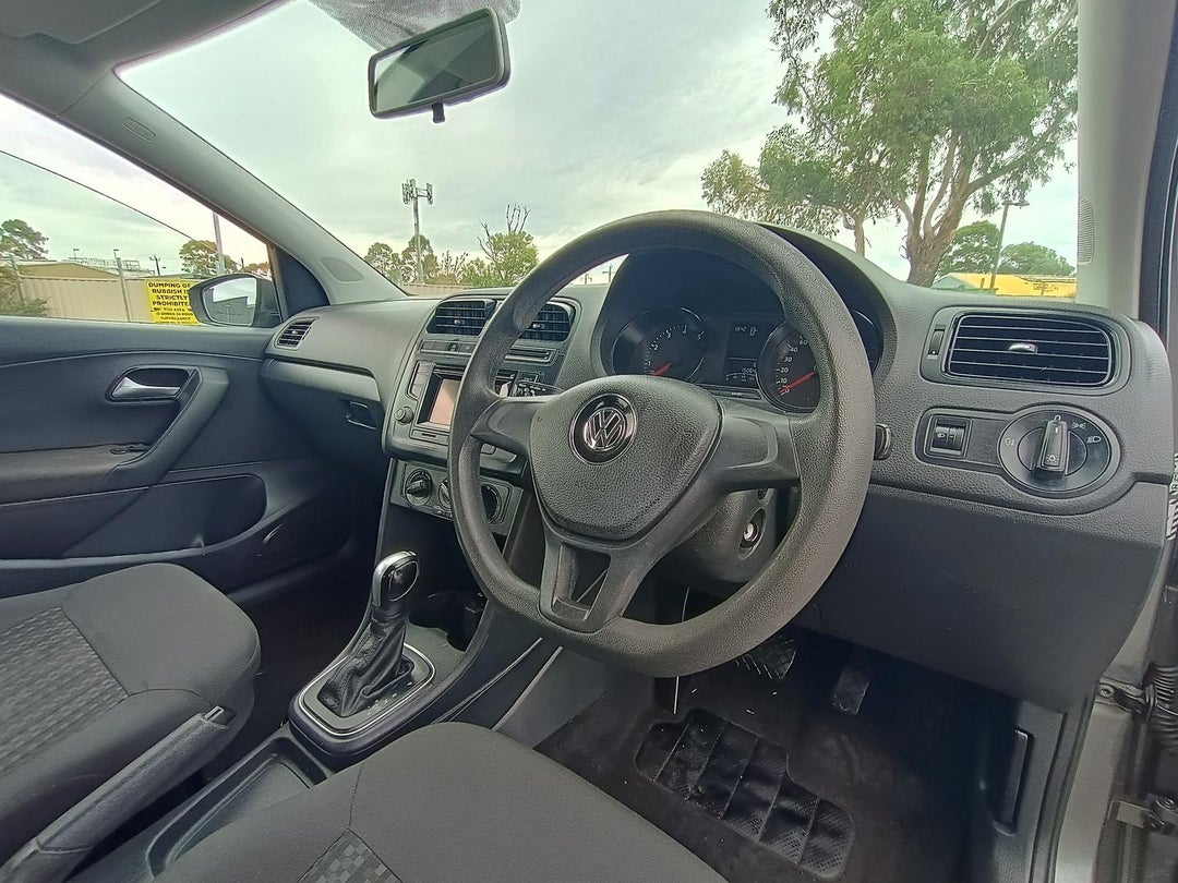 2014 Volkswagen Polo 66tsi Trendline, Automatic, 149987 km, Photo 10