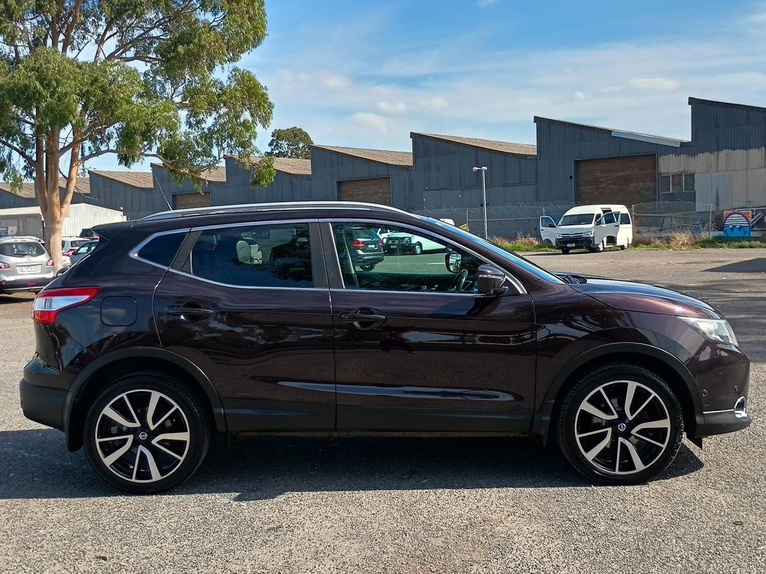 2015 Nissan Qashqai Ti, Manual, 145603 km, Photo 8
