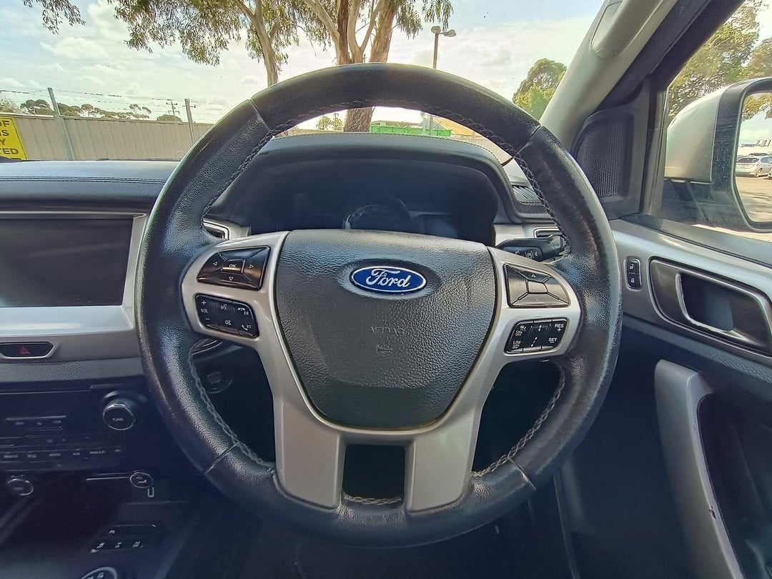2018 Ford Everest Trend, Automatic, 214852 km, Photo 11