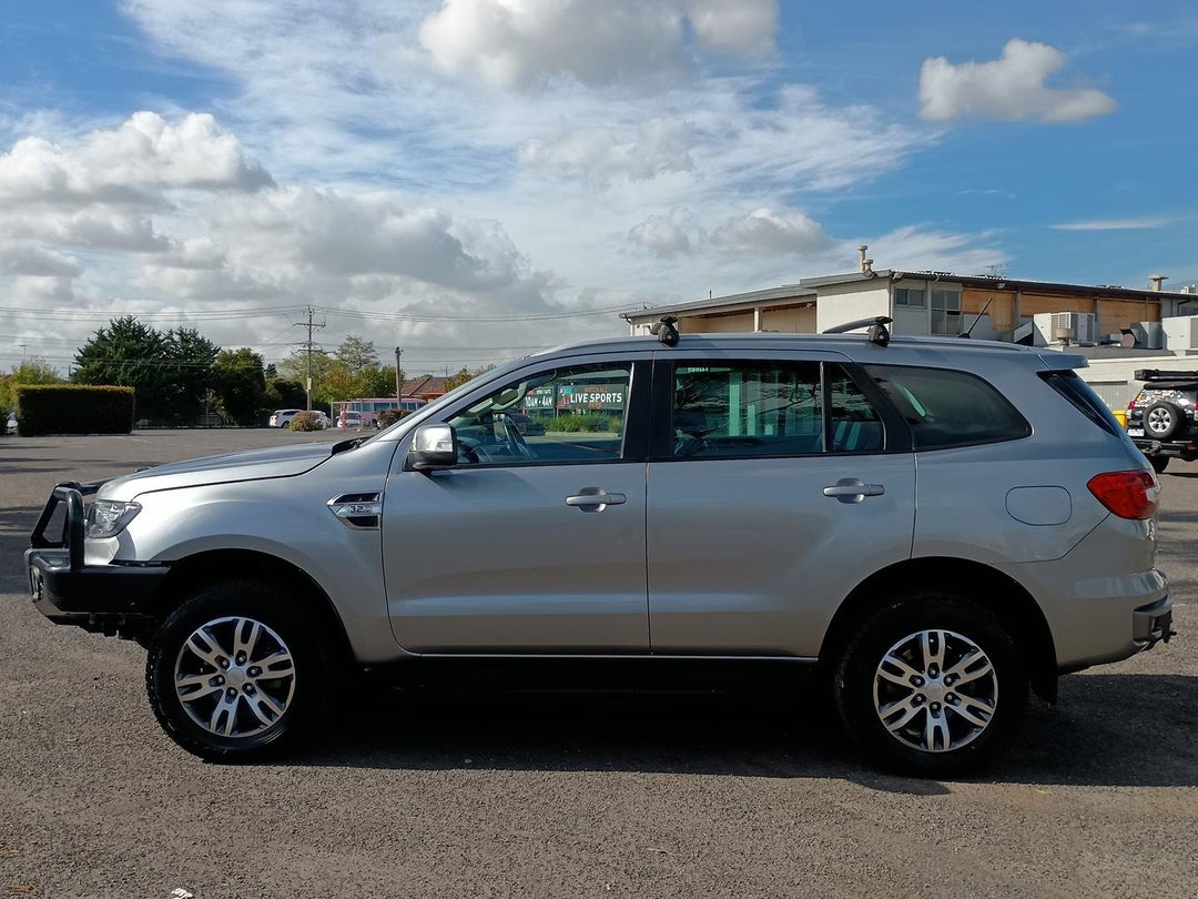 2018 Ford Everest Trend, Automatic, 214852 km, Photo 4