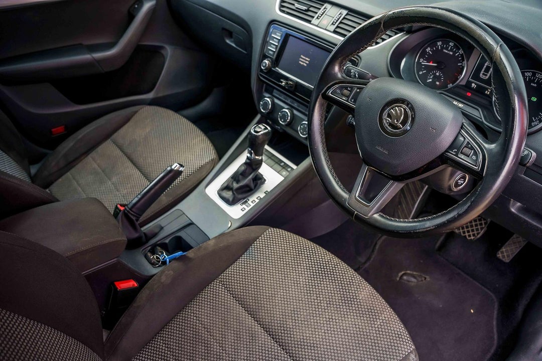 2015 SKODA Octavia Ambition Plus 110tsi, Automatic, 176124 km, Photo 10