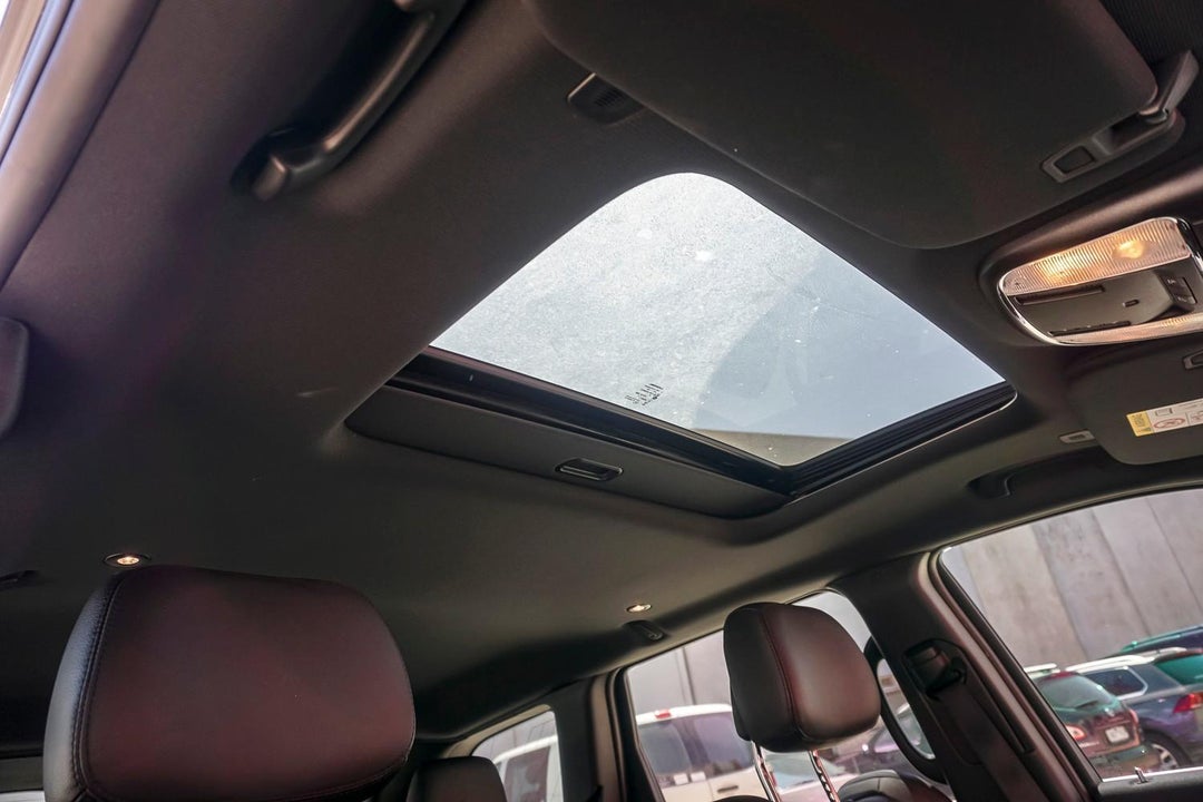 2017 Jeep Grand Cherokee Laredo, Automatic, 45000 km, Photo 5