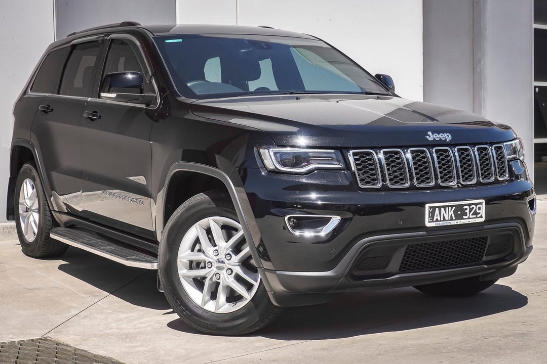 2017 Jeep Grand Cherokee Laredo, Automatic, 45000 km, Photo 1