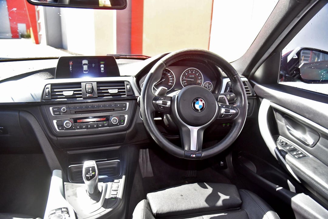 2015 BMW 3 Series M Sport, Automatic, 142000 km, Photo 12
