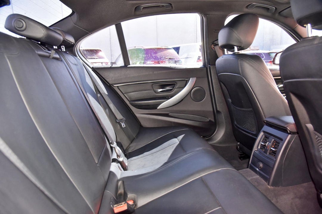 2015 BMW 3 Series M Sport, Automatic, 142000 km, Photo 26
