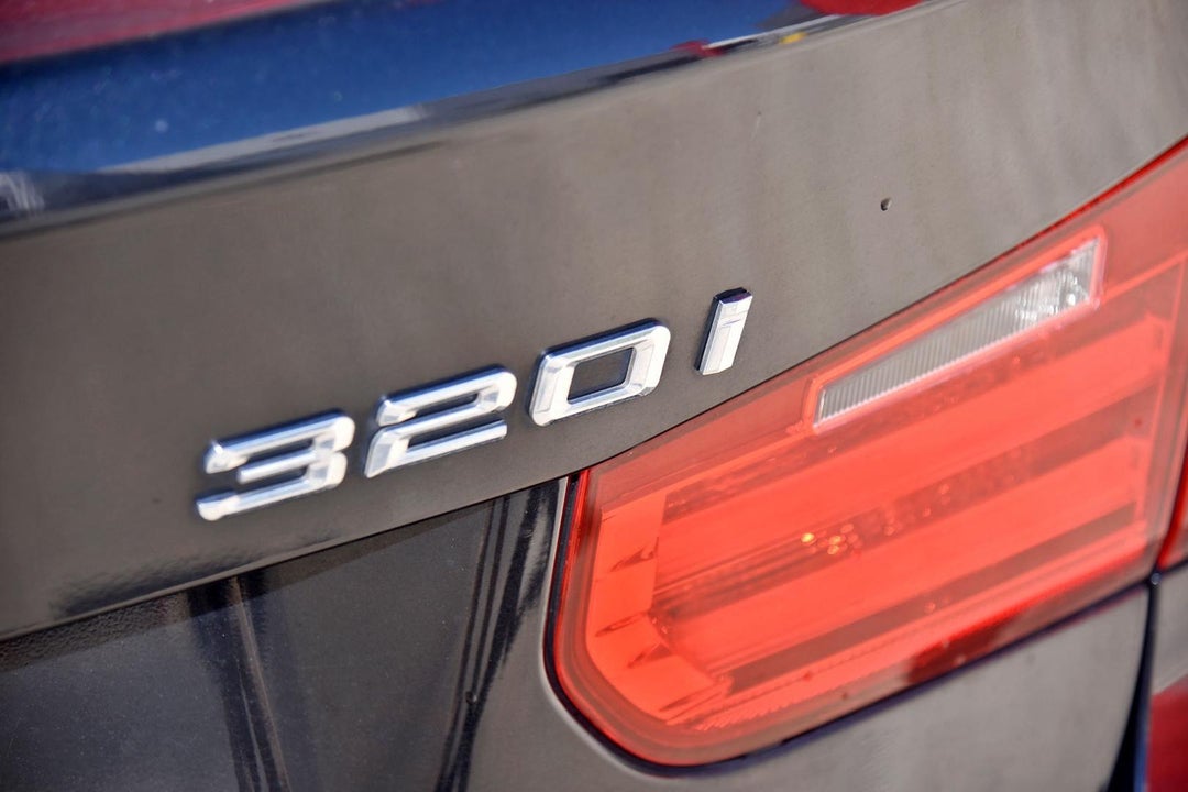 2015 BMW 3 Series M Sport, Automatic, 142000 km, Photo 10