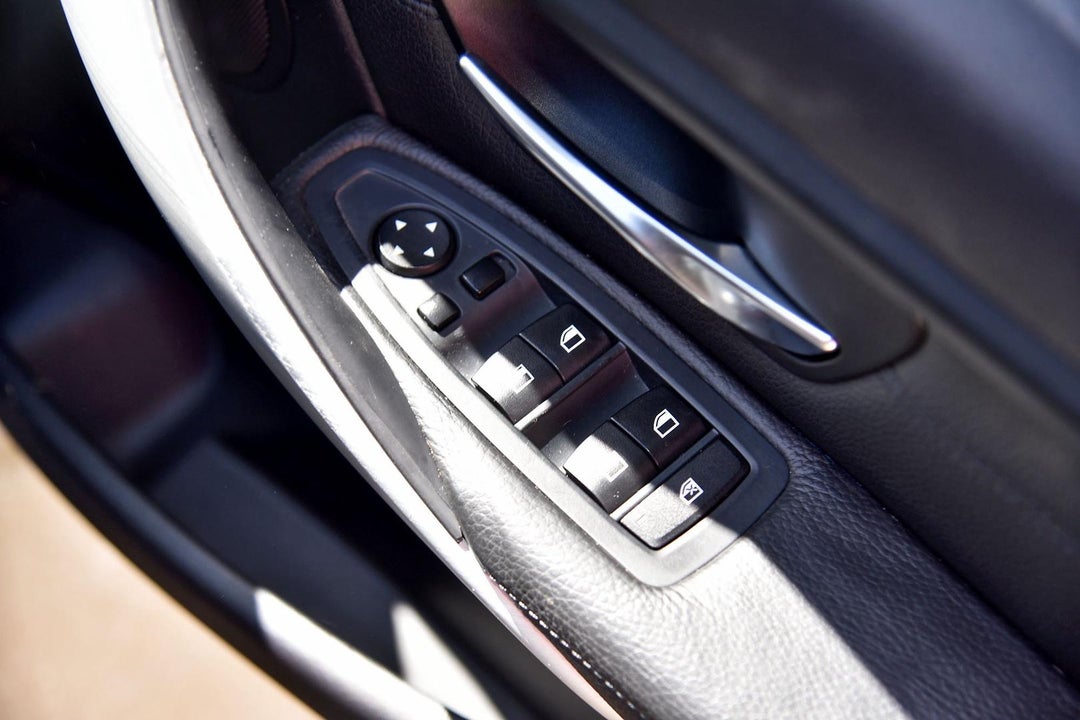 2015 BMW 3 Series M Sport, Automatic, 142000 km, Photo 17