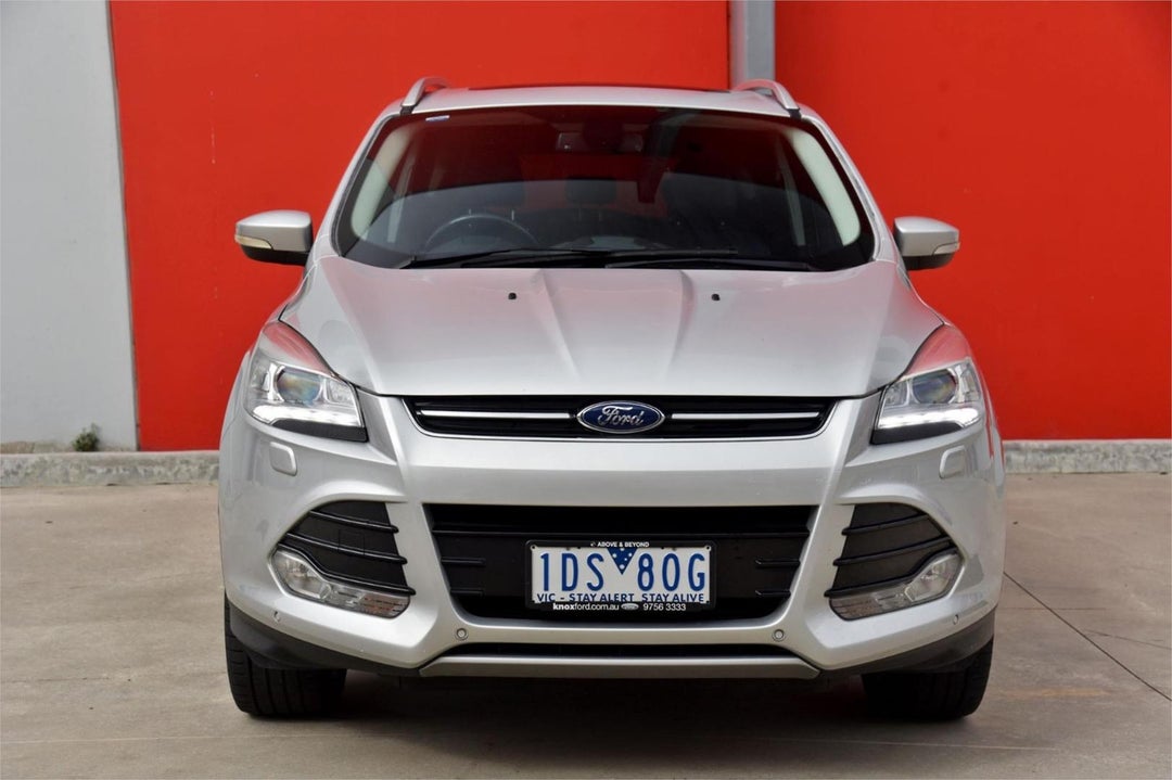 2014 Ford Kuga Titanium, Automatic, 107000 km, Photo 2
