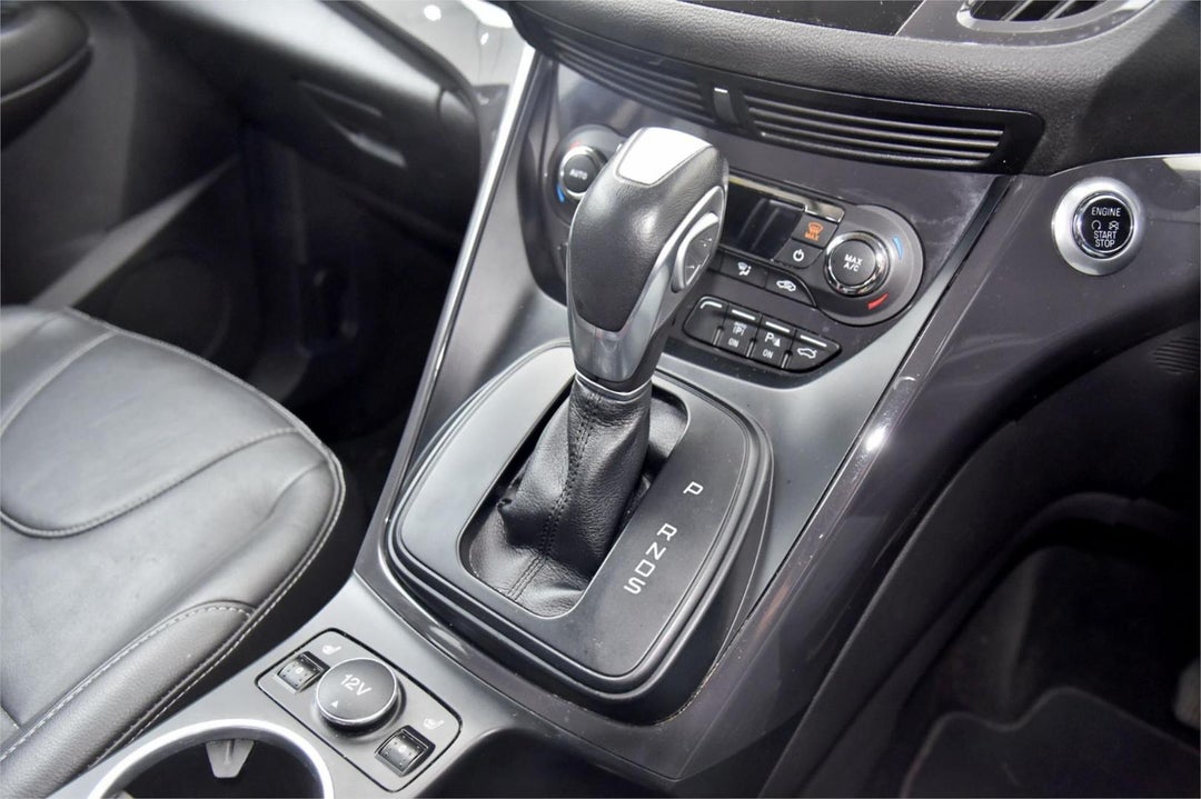 2014 Ford Kuga Titanium, Automatic, 107000 km, Photo 14