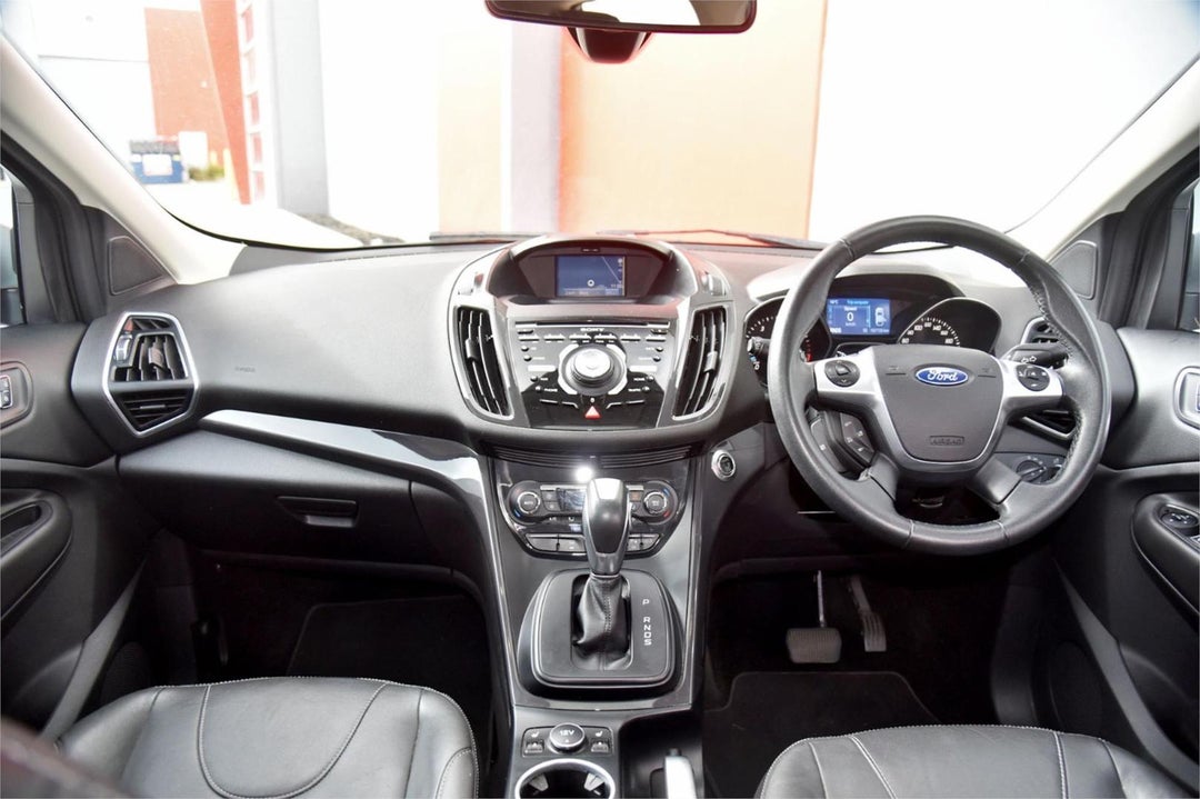 2014 Ford Kuga Titanium, Automatic, 107000 km, Photo 13