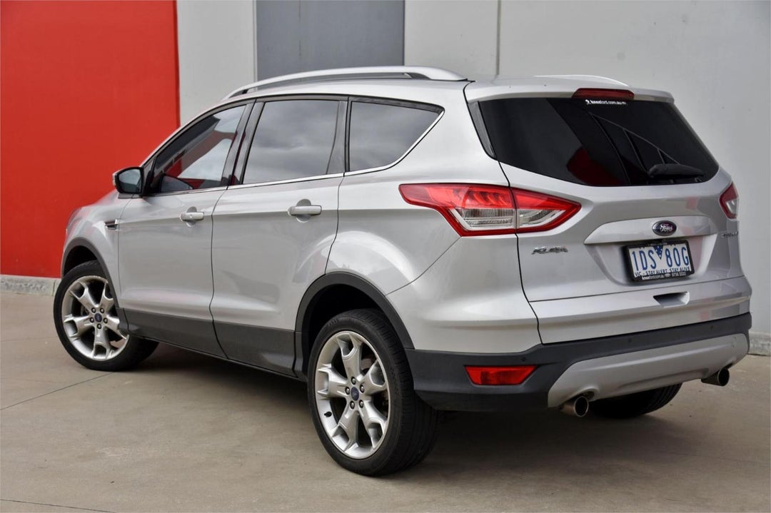 2014 Ford Kuga Titanium, Automatic, 107000 km, Photo 4