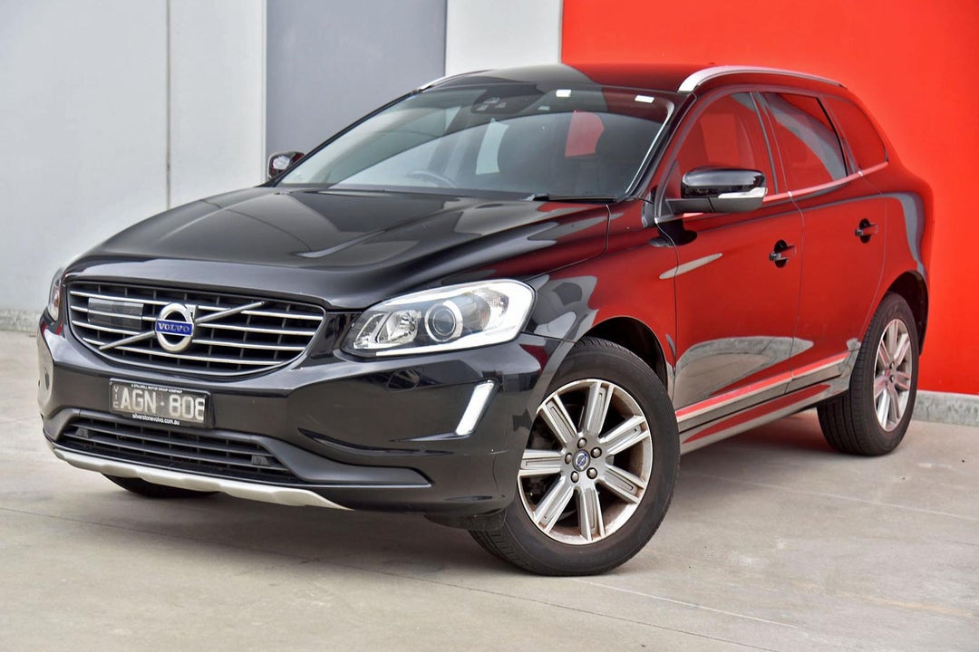 2015 Volvo XC60 D4 Luxury, Automatic, 158000 km, Photo 3