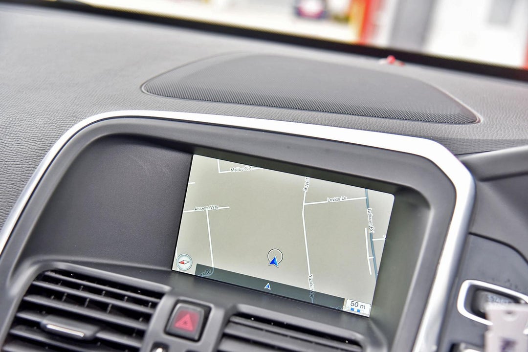 2015 Volvo XC60 D4 Luxury, Automatic, 158000 km, Photo 15